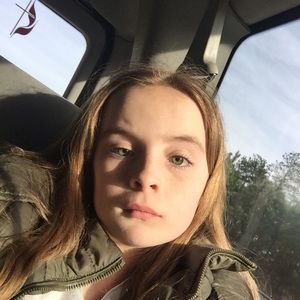 Meet your Posher, Ava